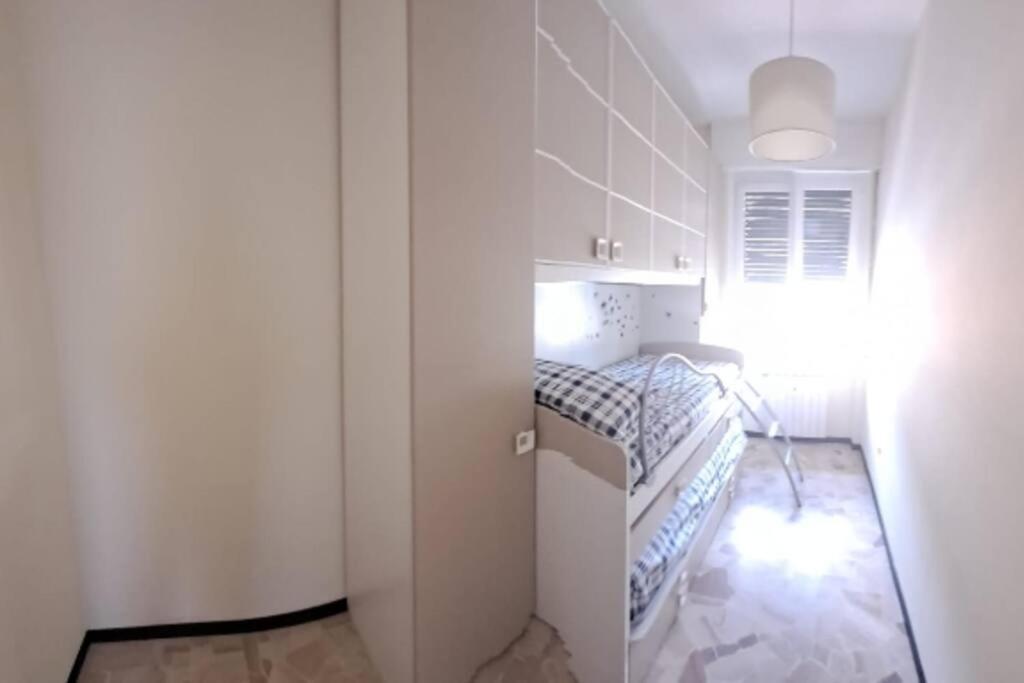 Elizabeth House Lägenhet Como Exteriör bild